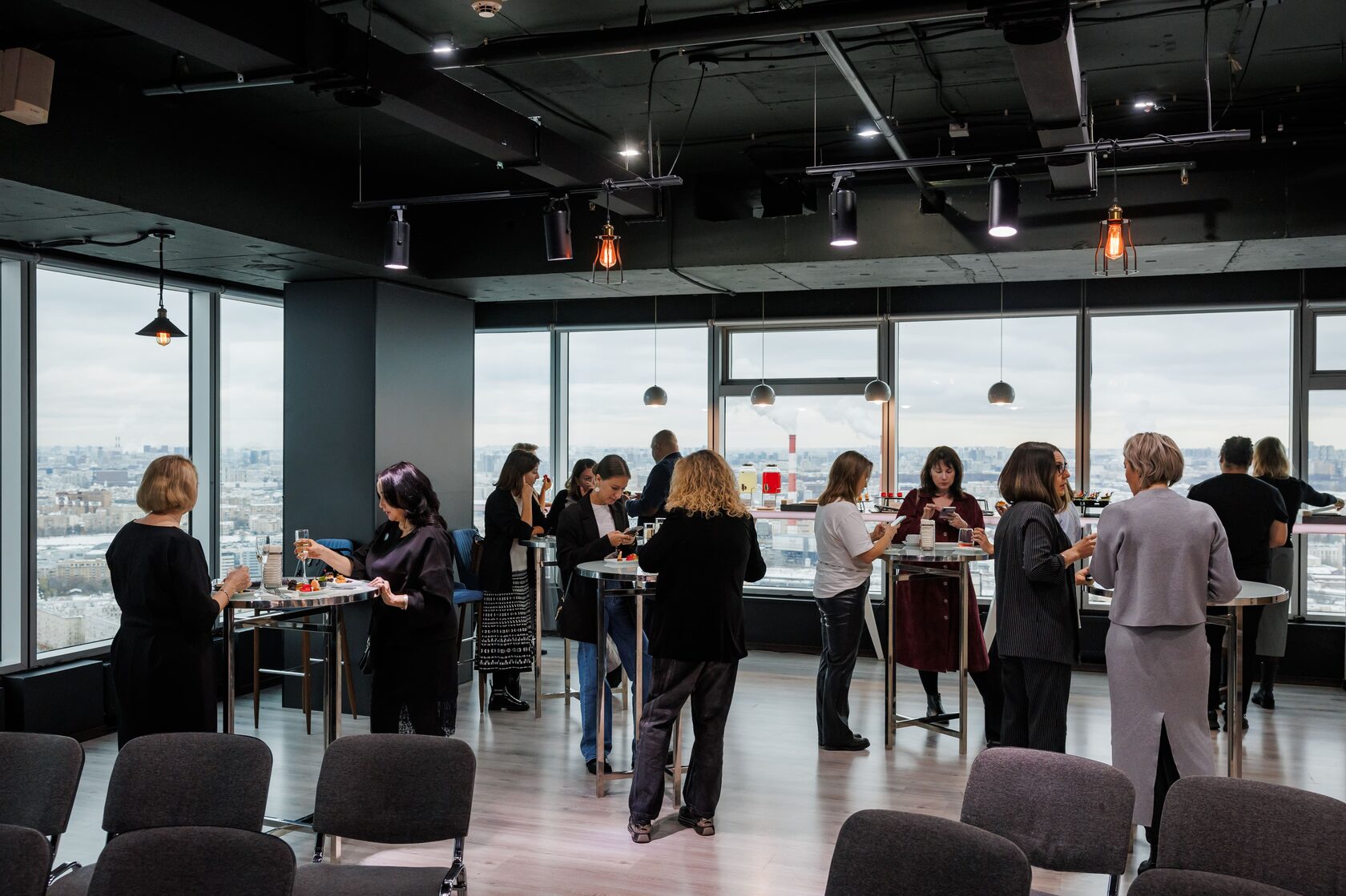 Imperia Sky Loft, 43 этаж башни «Империя»